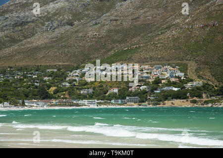 Malerische Hout Bay am Kap Halbinsel in Kapstadt, Südafrika Stockfoto