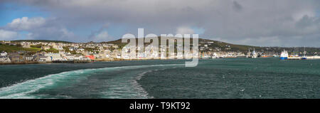 Der Hafen von Stromness in Orkney, Schottland, Großbritannien, von der Abfahrt der Fähre nach Scrabster Stockfoto