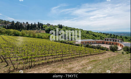 Neue Kellerei von Fonterutoli, Castellina in Chianti, Toskana, Italien Stockfoto