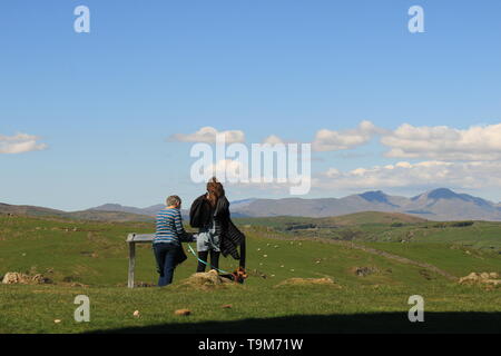 UK Ulverston, Cumbria. Panoramablick von hoad Hill Ulverston, Furness Halbinsel. Stockfoto