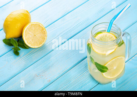 Limonade in Mason jar Stockfoto