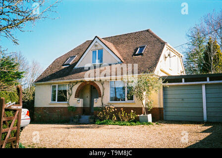 Carinya Cottage, Lymington unten Straße, Medstead, Alton, Hampshire, England, Vereinigtes Königreich. Stockfoto