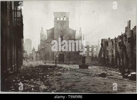 Ruinen von Guernica nach dem Bombardement, 26. April 1937. Museum: private Sammlung. Autor: anonym. Stockfoto