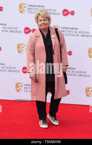 London, Großbritannien. 12. Mai 2019. Sandi Toksvig besucht die Virgin Media British Academy Television Awards Zeremonie an der Royal Festival Hall. Credit: Wiktor Szymanowicz/Alamy leben Nachrichten Stockfoto