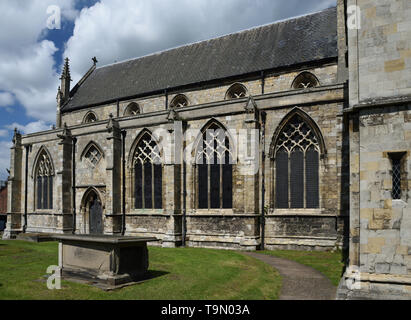 Südseite des Langhauses von St. Augustine's Kirche, Hedon, East Yorkshire, England Stockfoto