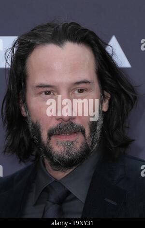 Los Angeles, CA, USA. 18 Mai, 2019. Keanu Reeves in der Ankunftshalle für MOCA Nutzen 2019, die Geffen Contemporary at MOCA, Los Angeles, CA 18. Mai 2019. Credit: Priscilla Grant/Everett Collection/Alamy leben Nachrichten Stockfoto
