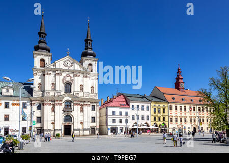 Radnice, magistrát, Kostel sv. Z Ignáce Loyoly, Masarykovo náměstí, Jihlava, Vysočina, Česká republika/Masaryk-platz, Stadt Jihlava, Region Pardubice Stockfoto