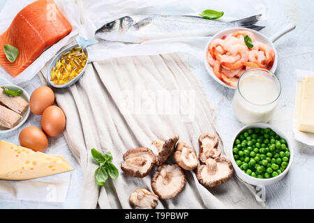 Lebensmittel, die reich an natürlichem Vitamin D. ausgewogene Ernährung nutritio. Gesunde Ernährung Konzept. Stockfoto