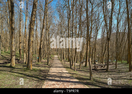 Geburt Park des Ebro in der Ortschaft Ullastret, Kantabrien, Spanien. Stockfoto