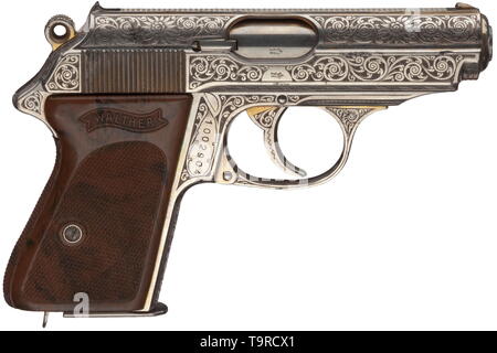 Eine Walther PPK, ZM, Millionen Serie, Luxus Modell, Fabrik-graviert, Reste von Vergoldung, in Schatulle 7,65mm Kaliber, nein. 1002904. Helle Bohrung. Im Jahr 1938 hergestellt. Proof-markierten Krone/N. Die zella-mehlis Name des Unternehmens. Signal Pin. Auf alle Teile Zier- und floralen factory Gravuren auf feinste gerippte Oberfläche. Reste von vergoldung. Einwandfreie, braun-meliert Kunststoffgriff. Magazin mit Reste von Vergoldung, Base mit Blumen eingraviert. Kommt mit modernem braunem Leder Schatulle, Abmessungen 20 x 15 x 5 cm, gesäumt mit Red velvet, aufgrund Alter beschmutzt. Innen li, Additional-Rights - Clearance-Info - Not-Available Stockfoto