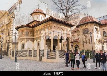 Bukarest, Rumänien - 16. März 2019: Der heiligen Erzengel Michael und Gabriel' Stavropoleos Kloster Kirche in der Altstadt von Bukarest, Rom gelegen Stockfoto