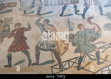 Große Jagd Mosaik-Abscheidung und Transport der Tiere römische Mosaik in der Villa Romana del Casale, Piazza Armerina, Sizilien, Italien. Stockfoto