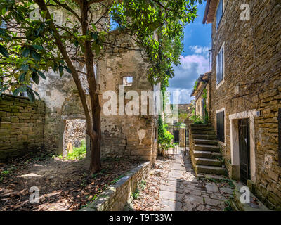 Artist's Platz- und Bergdorf Medulin, Istrien, Kroatien, Europa, Künstlerort und Bergdorf Medulin, Kroatien, Europa Stockfoto