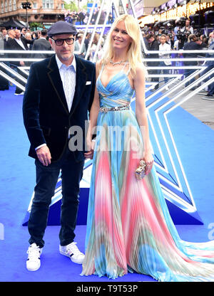 Matthew Vaughn und Claudia Schiffer an der Rocketman UK Premiere, im Odeon Luxe, Leicester Square, London. Stockfoto