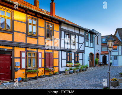 Historische Fachwerkhäuser in der Münze Berg, Quedlinburg, UNESCO-Weltkulturerbe, Harz, Sachsen-Anhalt, Deutschland, Europa, Historische Fachwerkh Stockfoto