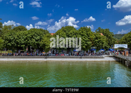 Biergarten, Herrsching, Ammersee, Oberbayern, Bayern, Deutschland, Europa, Biergarten, Herrsching am Ammersee, Oberbayern, Bayern, Deutschland, E Stockfoto