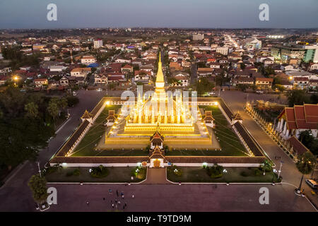 Dies ist PhaThatLuang. Es ist ein Gold - überdachte große buddhistische Stupa im Zentrum von Vientiane, Laos. Es wird allgemein als die wichtigste nationale angesehen Stockfoto