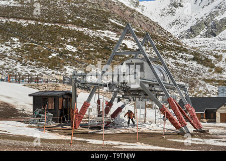 Menschen in Alto Campoo Skifahren ski Resort, Provinz Kantabrien, Spanien Stockfoto