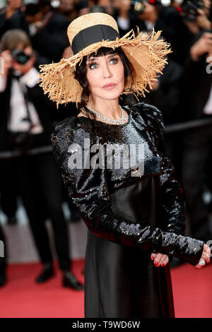 CANNES - 20. Mai: Isabelle Adjani kommt zur Premiere von "LA BELLE EPOQUE", die im Rahmen der 2019 Cannes Film Festival am 20. Mai 2019 im Palais des Festivals in Cannes, Frankreich. (Foto durch Lyvans Boolaky/imageSPACE/MediaPunch) Stockfoto