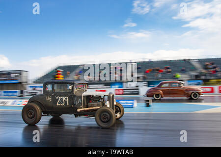 VHRA Vintage Staatsangehörigen Rennen treffen, Santa Pod Raceway, April 2019 Stockfoto