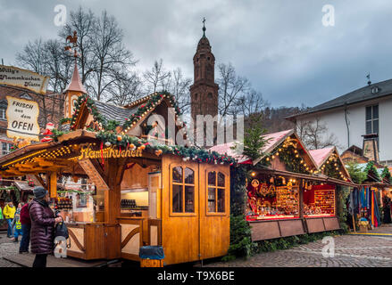 Weihnachtsmarkt auf der Universität in der Altstadt von Heidelberg, Heidelberg, Baden-Württemberg, Deutschland, Europa, Weihnachtsmarkt am Universitätsp Stockfoto