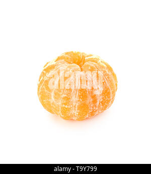 Lecker Geschälte Mandarine auf weißem Hintergrund Stockfoto