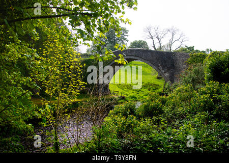 Ein Spaziergang um in Alloway Ayrshire der Geburtsort von Robert (rabbie) brennt. Stockfoto