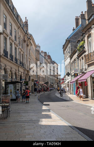 Besancon (nord-östlichen Frankreich): "Grande Rue" Hauptstraße, Stadtteil La Boucle, im Zentrum der Stadt *** Local Caption *** Stockfoto