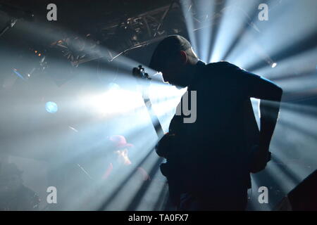 Fat Freddy's Drop durchführen bei Debaser Strand, Stockholm, Schweden, 2013 Stockfoto