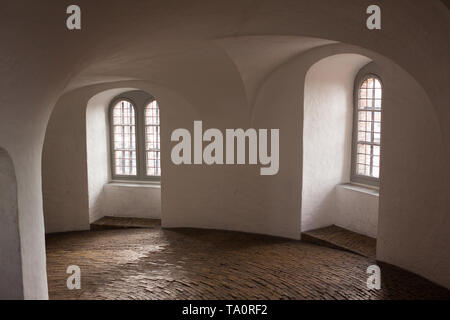 Flur in der Runde Turm in Kopenhagen, Dänemark. Stockfoto