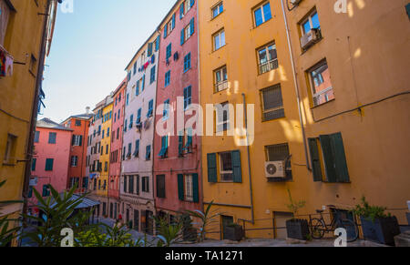 Genua, Italien, 29. April 2019 - Santa Brigida Tröge square (Truogoli di Santa Brigida), einer der schönsten Plätze in der Altstadt von G Stockfoto