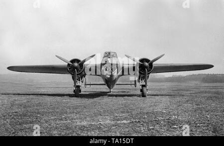 Dornier Do 17 Kampfflugzeuge im Flug. Undatiertes Foto. Stockfoto