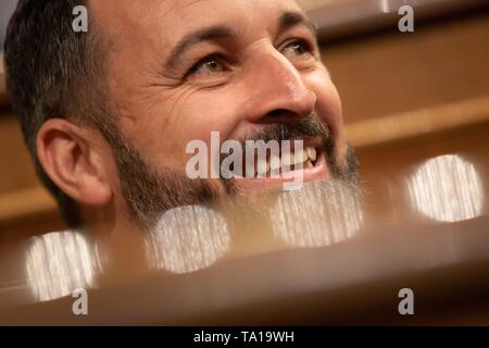 Madrid, Spanien. 21 Mai, 2019. Santiago Abascal VOX (rechts) im spanischen Parlament in Madrid, Spanien, Dienstag, 21. Mai 2019. (POOL-AP Photo/Bernat Armangue) | Verwendung der weltweiten Kredit: dpa/Alamy leben Nachrichten Stockfoto