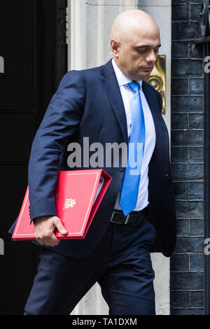 London, Großbritannien. 21. Mai, 2019. Sajid Javid MP, Innenminister, Blätter 10 Downing Street nach einem Nachmittag treffen. Er etwa zur gleichen Zeit als Außenminister Jeremy Hunt, internationaler Handel Sekretär Liam Fox, Verteidigungsminister Penny Mordaunt, Minister für Internationale Entwicklung Rory Stewart, Attorney General Geoffrey Cox und Chief Whip Julian Smith und kurz vor Premierminister Theresa kann nach Zustimmung des Kabinetts früh am Tag eine Aussage über Ihr Widerrufsrecht Brexit Abkommen Rechnung zu machen. Credit: Mark Kerrison/Alamy leben Nachrichten Stockfoto