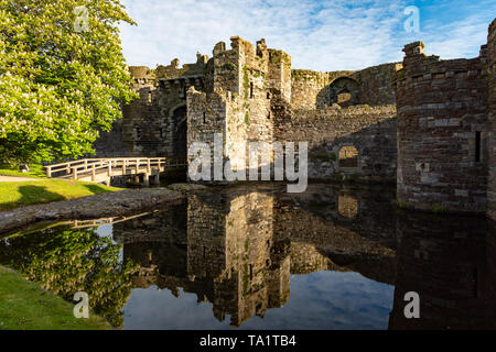 Beaumaris ANGLESEY Wales 12. Mai 2019 13./14. Jahrhunderts Beaumaris Castle Stockfoto