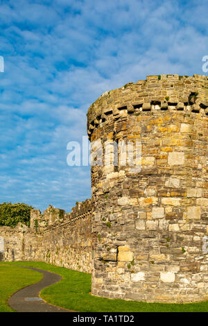 Beaumaris ANGLESEY Wales 12. Mai 2019 13./14. Jahrhunderts Beaumaris Castle Stockfoto