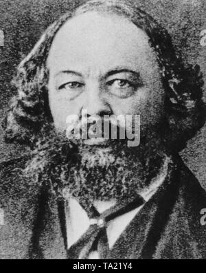 Der russische Revolutionär Michail Alexandrowitsch Bakunin (1814-1876). Im Jahr 1844 gründete er den Kontakt zu P.J.Proudhon und Karl Marx in Paris. Im Mai 1849 war er in der Dresdner Aufstand beteiligt und wurde inhaftiert. 1851 wurde er nach Russland ausgeliefert und im Jahre 1857 wurde er nach Sibirien geschickt, von wo aus er nach London im Jahre 1861 floh. Hier nahm er an der Ersten Internationalen (er wurde 1872 ausgeschlossen). Stockfoto