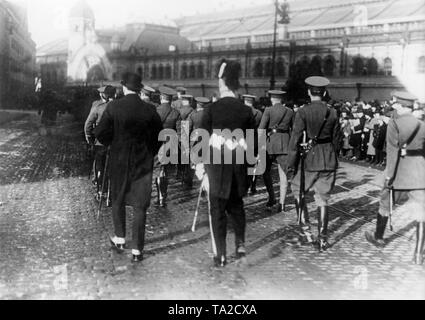 Nach dem Siging der Locarno Vertrag, der Englische Links die 1. Zone der besetzten Rheinland. Hier März aus Köln. Stockfoto