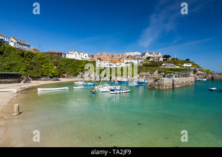 Atemberaubende Sommer Tag an Newquay Hafen an der Nordküste von Cornwall. Cornwall England UK Europa Stockfoto