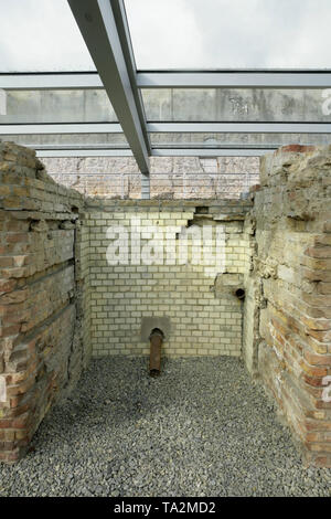 Ausgegrabenen Fundamente und Keller der ehemaligen Gestapo Hauptquartier an der Topographie des Terrors, Berlin, Deutschland. Stockfoto