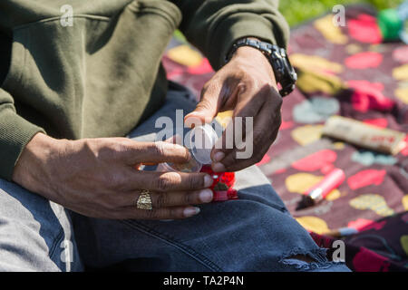 London 420 Pro Cannabis Rallye am Hyde Park. Marihuana Aktivisten und Raucher für einen Tag von Rauchen, Proteste vereinen, und Gemeinschaft mit: Atmosphäre, Wo: London, Vereinigtes Königreich, wenn: 20 Apr 2019 Credit: Wheatley/WANN Stockfoto