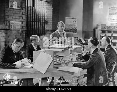 Heinz Ruehmann wie Hermann Knittel in dem Film "Der Gasman" von Carl Froehlich, basierend auf dem gleichnamigen Roman von Heinrich Spoerl. Stockfoto