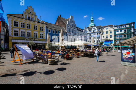 Recklinghausen, Ruhrgebiet, Nordrhein-Westfalen, Deutschland - straßencafés am Altstädter Markt, Markt in der Altstadt. Recklinghausen, Ruhrge Stockfoto