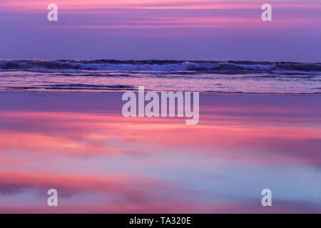 Abstrakte seascape Sonnenuntergang bunt. Stockfoto