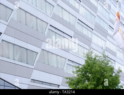 Stockholm, Schweden, 18. Mai 2019. Ein Blick von aussen auf die schwedische Bank Swedbanks Hauptsitz in Sundbyberg außerhalb von Stockholm. Stockfoto