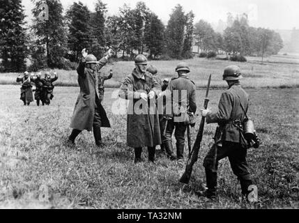 Die französischen Soldaten kapitulieren in den Vogesen. Foto: lehnhardt. Stockfoto