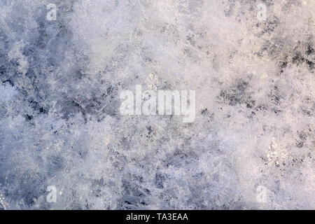 Schnee-Array mit hoher Vergrößerung winter Hintergrund. Stockfoto