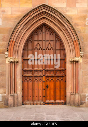 Das westportal von St. Patrick's Cathedral in der City von Armagh County Armagh, Ulster, Nordirland ist der Sitz des Erzbischofs von Armagh in der Stockfoto