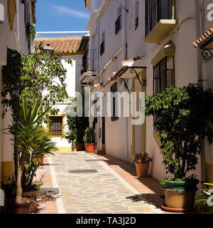 Typische Andalusien Spanien alte Dorf weiß getünchten Häusern Stadt Straße Stockfoto
