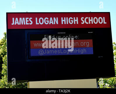 James Logan High School, finden Sie uns online elektronisches Zeichen, Union City, Kalifornien Stockfoto